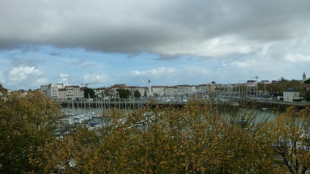 Hotel De L'ocean 21/34
