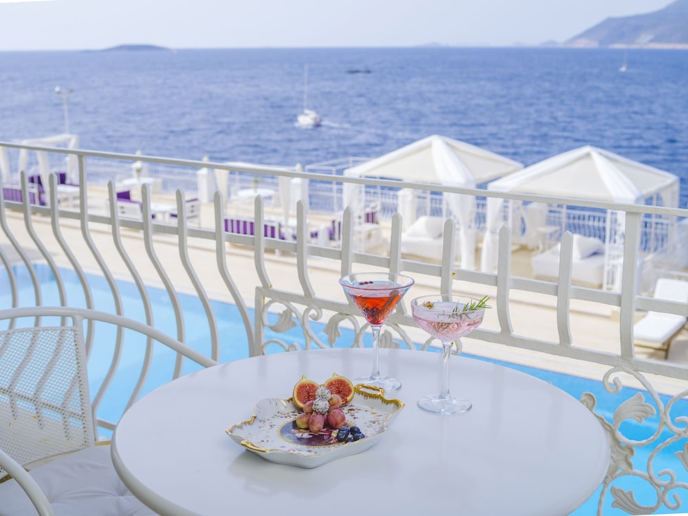 Lukka Exclusive Hotel - Adults Only 59/74
