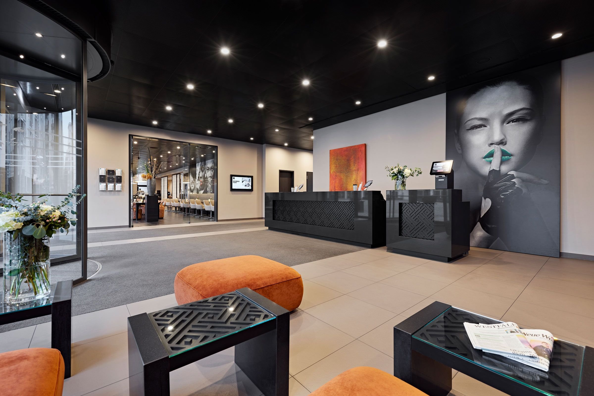 LEGERE HOTEL BIELEFELD 5/12