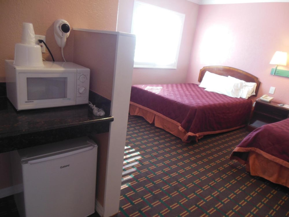 Americas Best Value Inn Seaside North 13/19