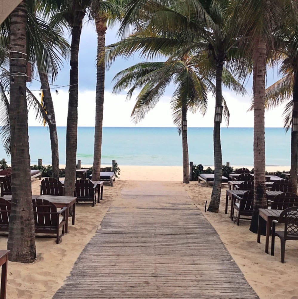 Duro Beach Hotel 19/37