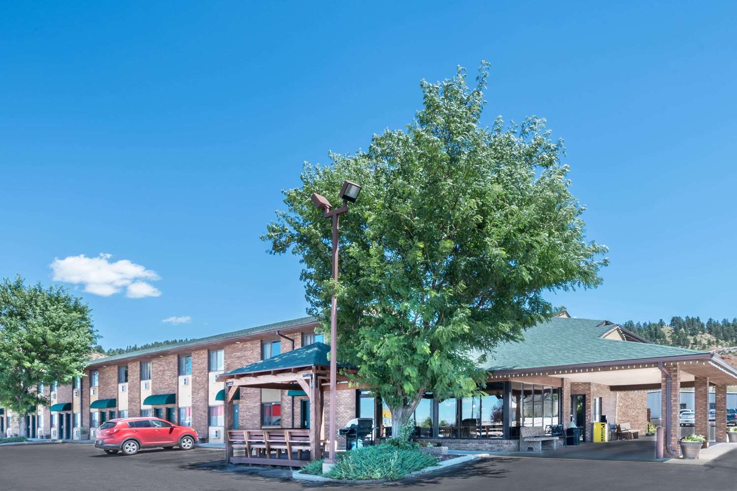Days Inn by Wyndham Spearfish 5/38