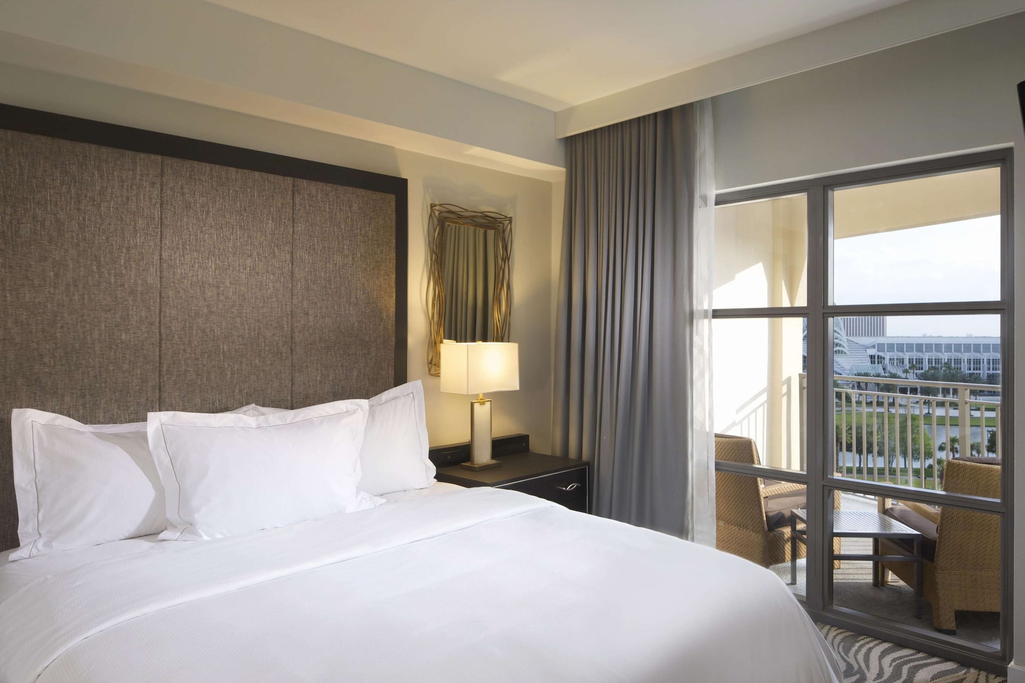 1 BEDROOM, SUITE, ACCESSIBLE