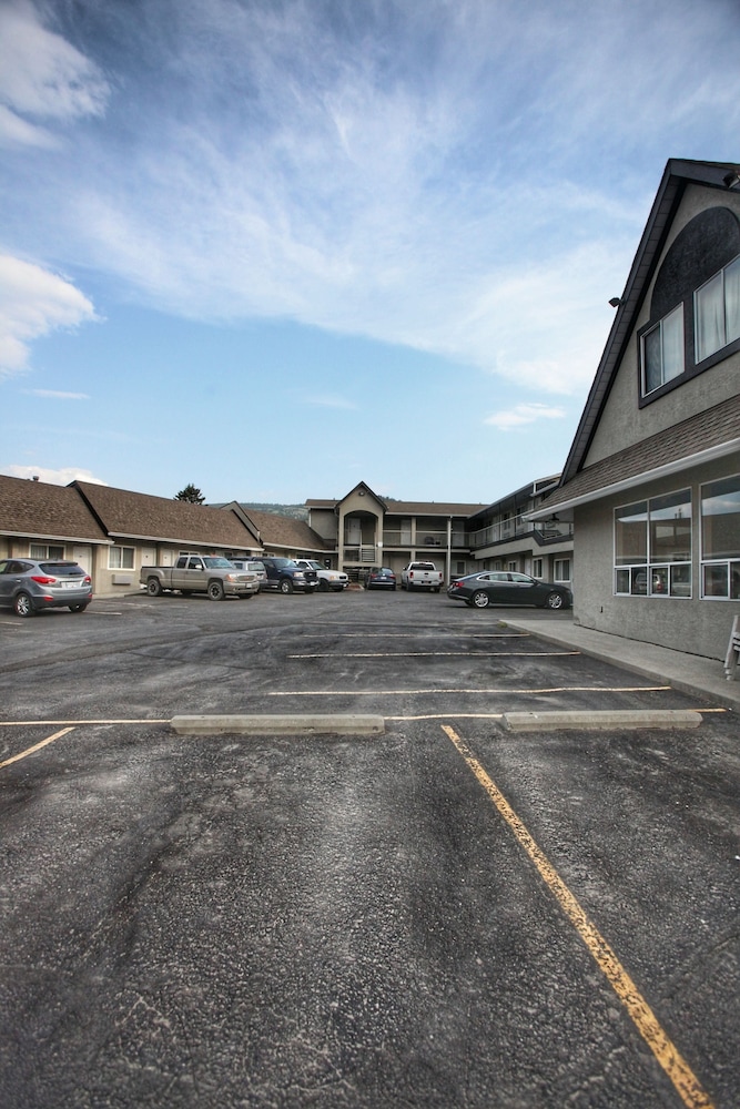 Best Budget Inn and Suites Kamloops 39/46