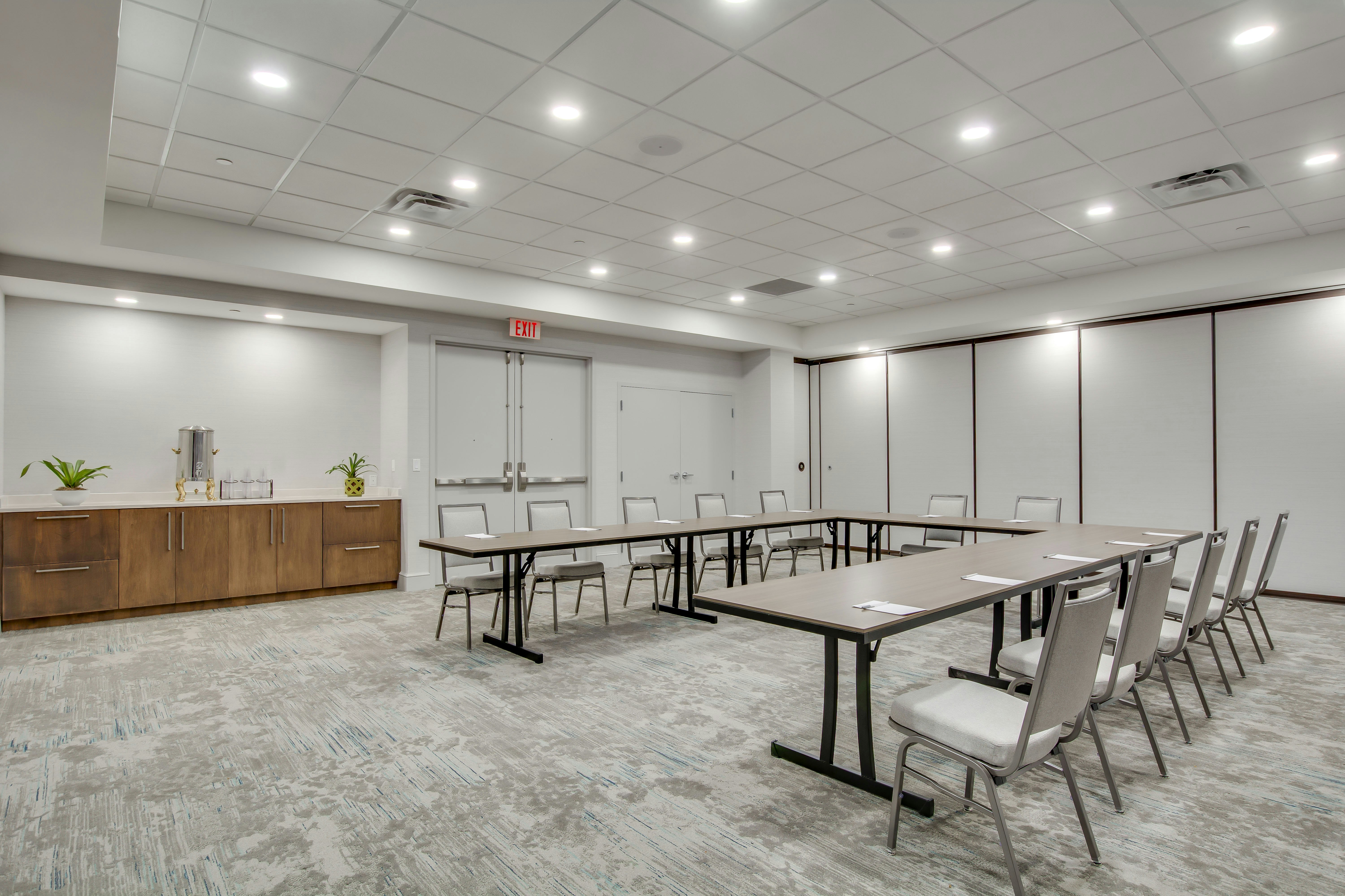 Hilton Garden Inn Louisville Airport 45/69