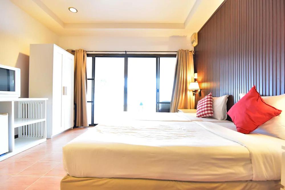 Room, Beach Front