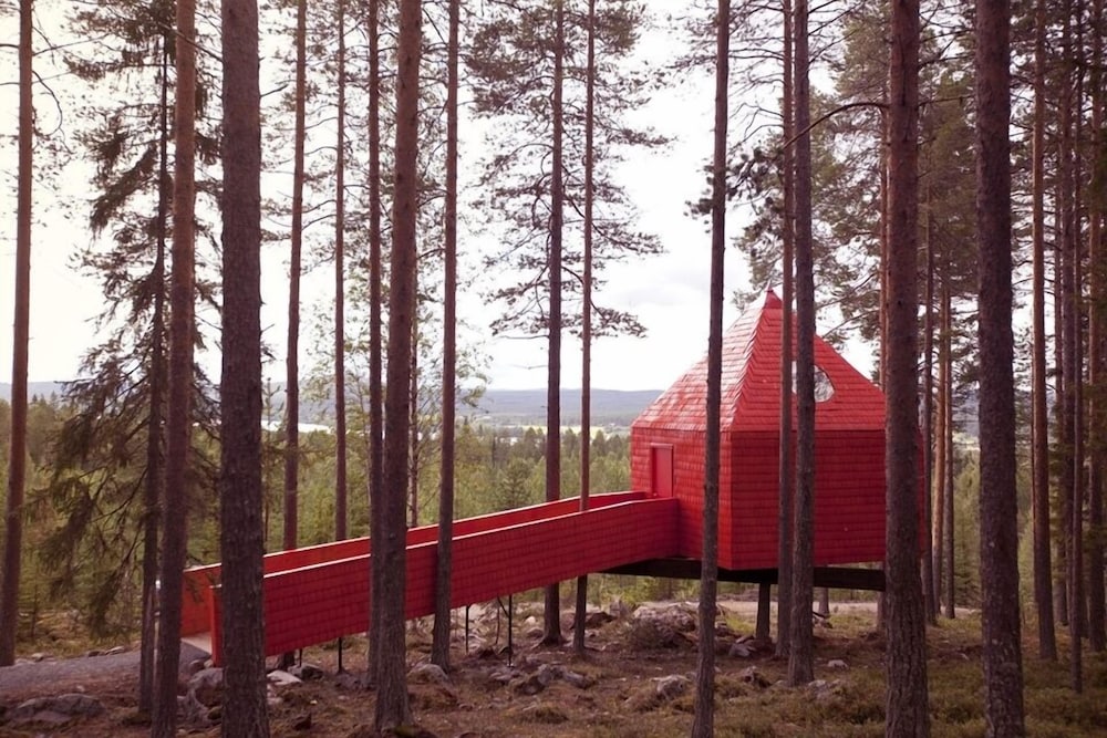 Treehotel (ex Brittas Pensionat) 21/39