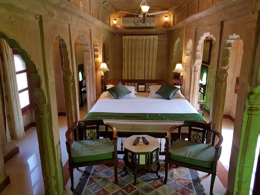WelcomHeritage MANDIR PALACE 25/63