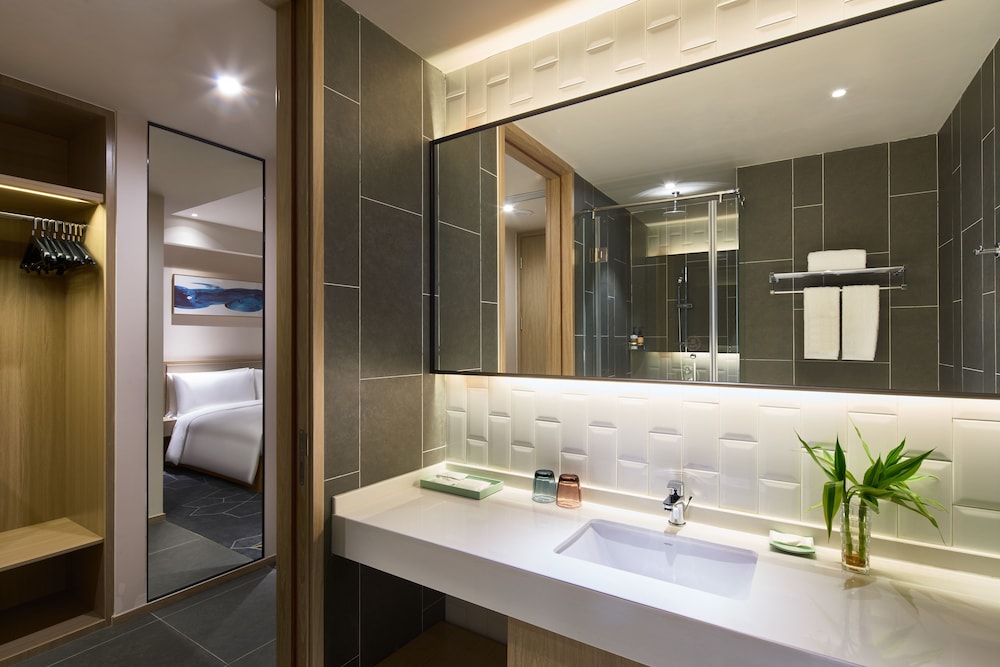 Q-Box Hotel Shanghai Sanjiagang 11/65