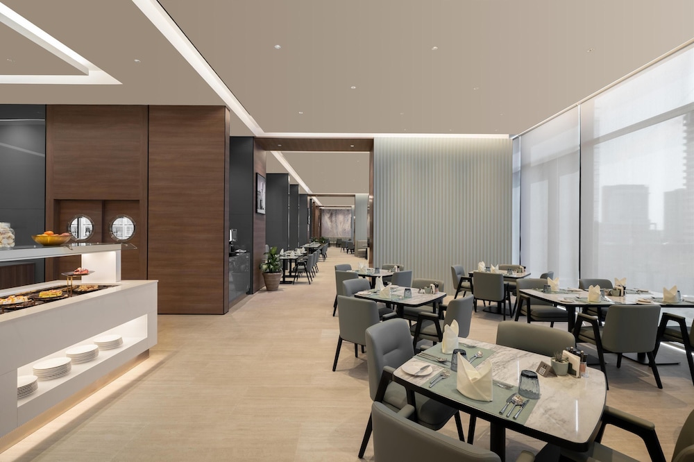 Radisson Blu Hotel, Riyadh Al Sahafa 38/50