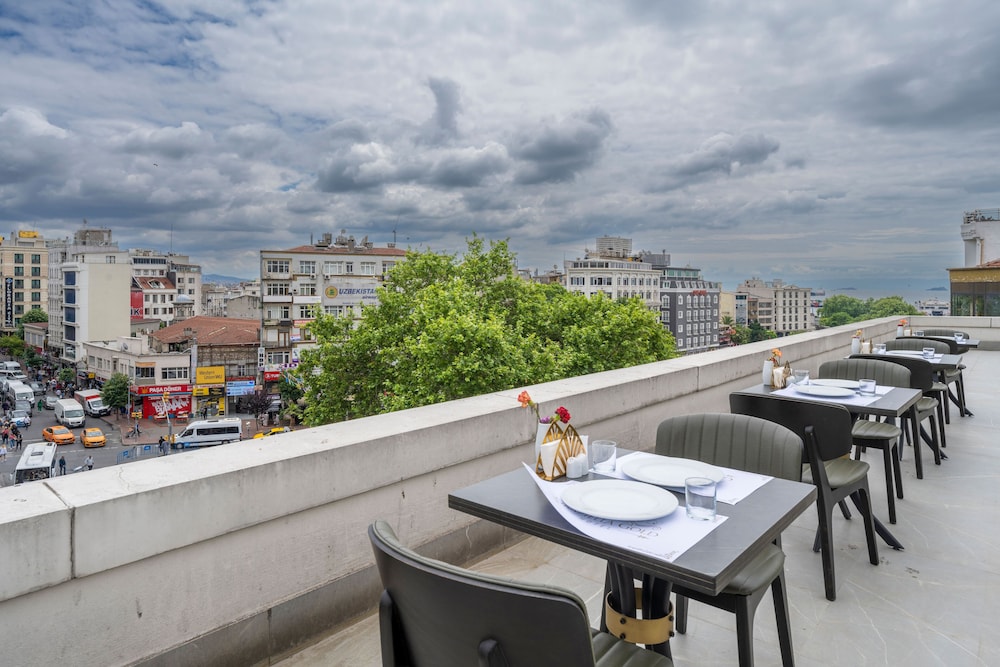 Graziella Gold Hotel 52/63