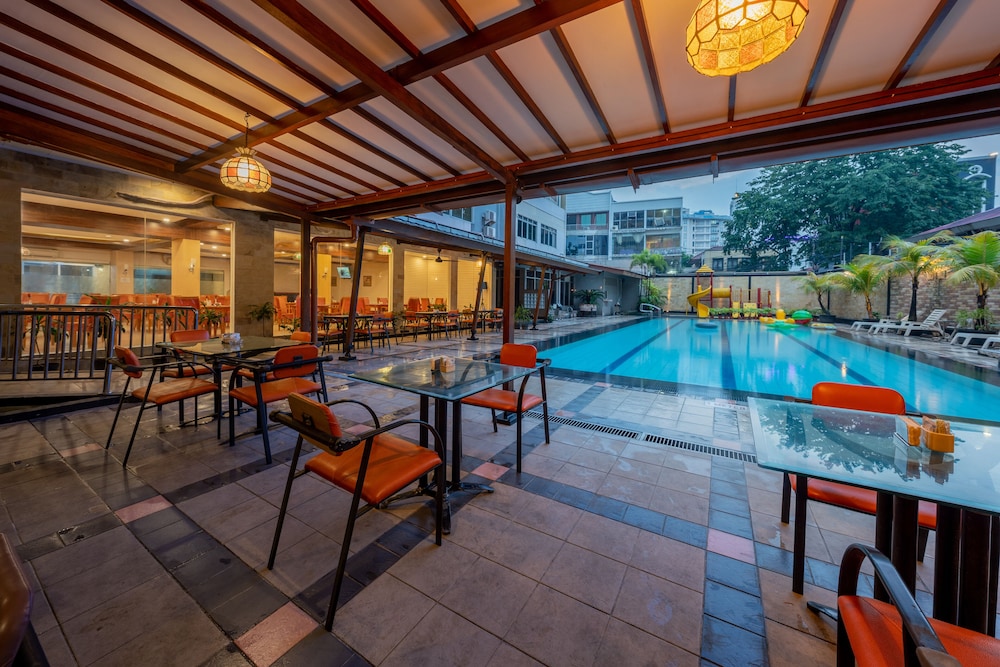Hotel Marcopolo Jakarta 60/83