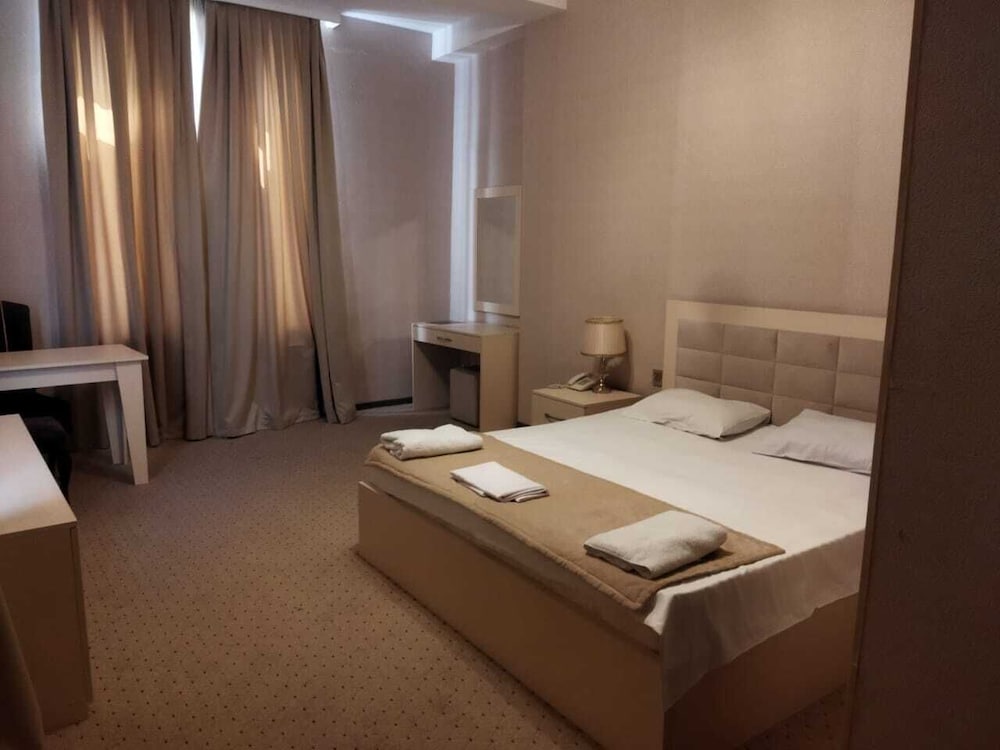 Art Hotel Baku 29/62