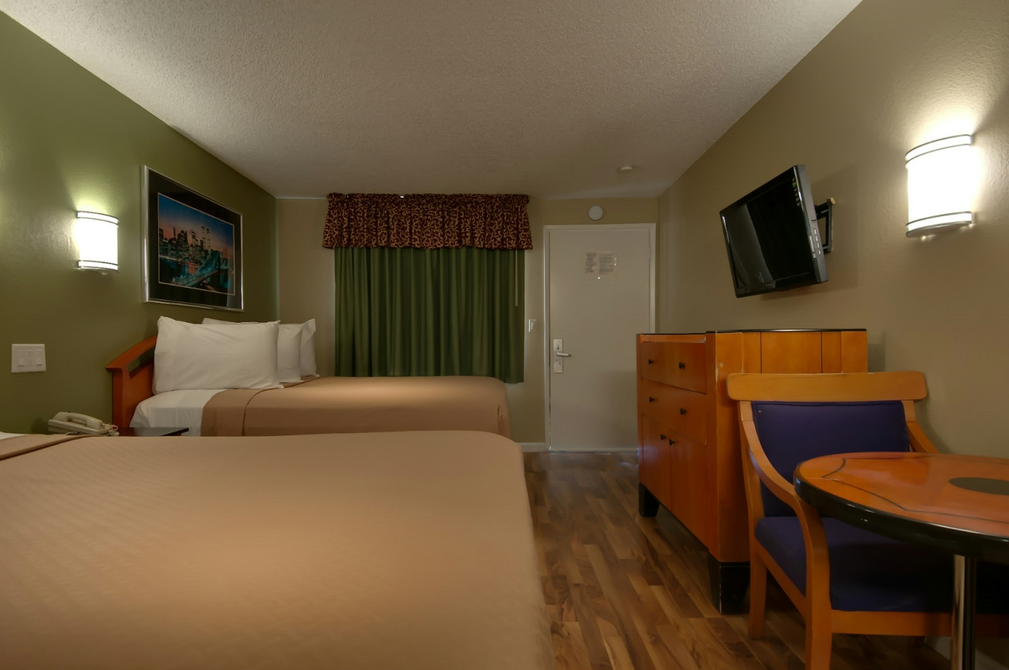 Vagabond Inn Bakersfield South 24/39