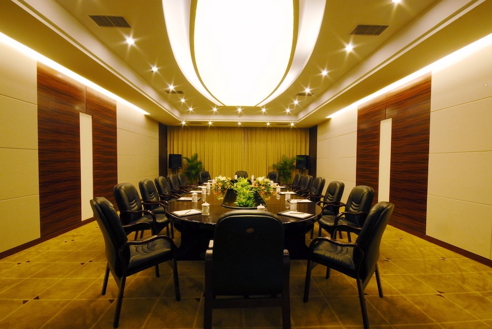 Excemon Hefei Peace Hotel 27/28