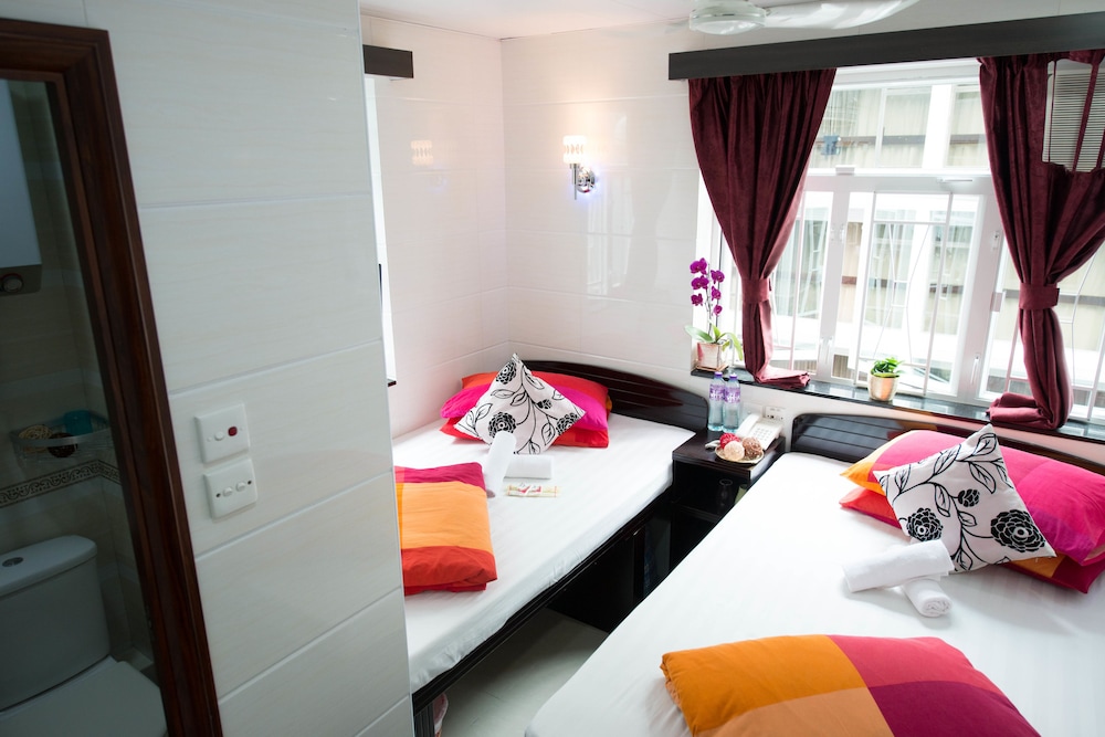 Canada Hotel 15/50