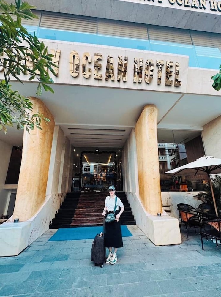 Sunny Ocean Hotel & Apartment 6/71