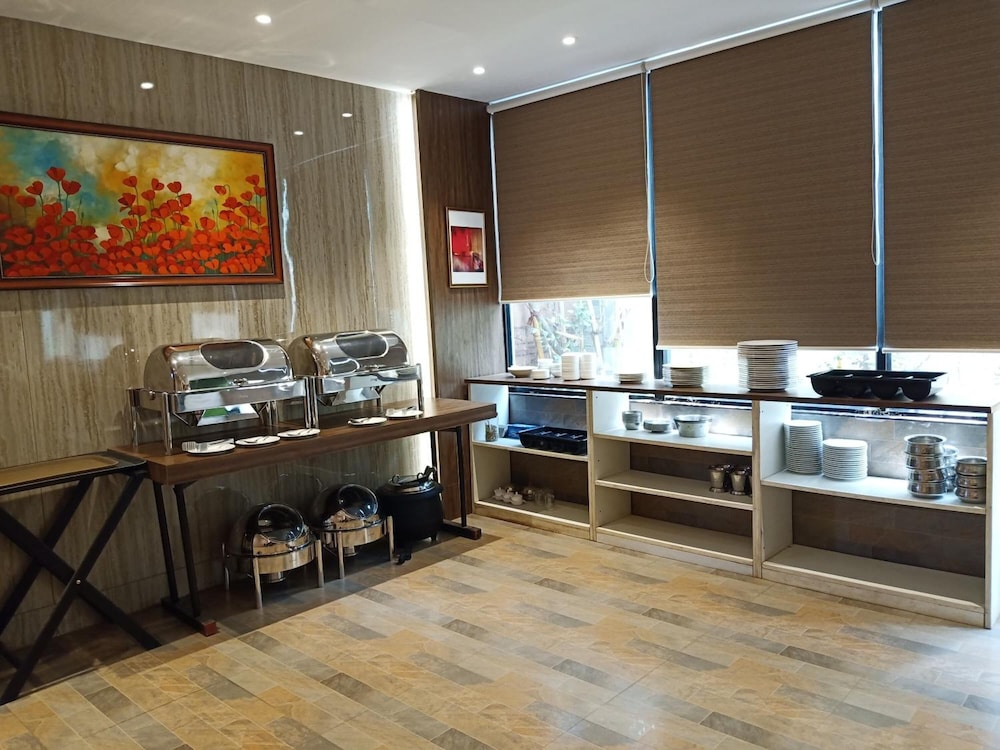 IWE SUITES, BANGALORE 37/50