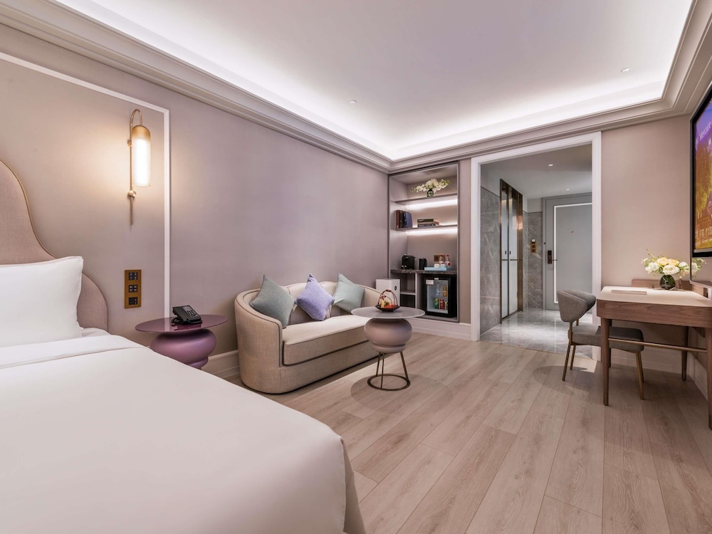 Mercure Shijiazhuang People Square 32/80