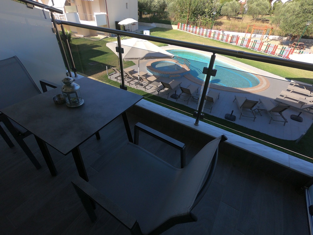 Finikas Garden Beach Resort Nikiti 43/50
