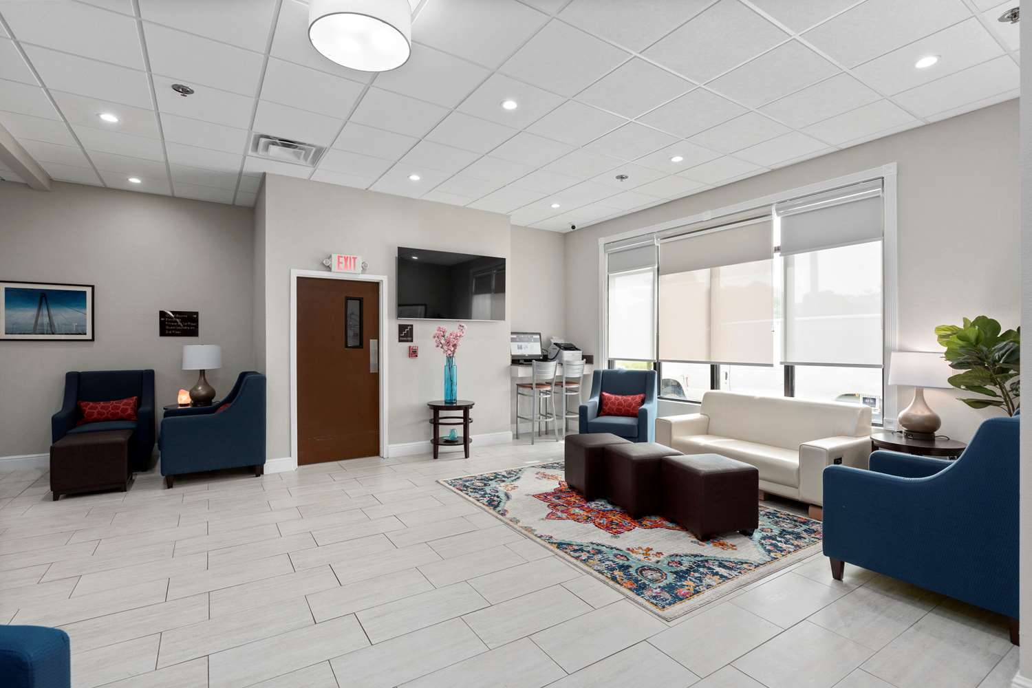 Comfort Inn & Suites Hazelwood - St. Louis 19/21