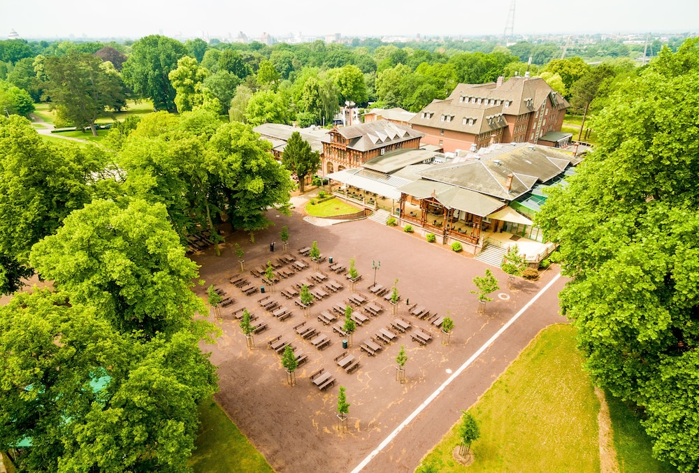 Dorint Herrenkrug Parkhotel Magdeburg 48/53