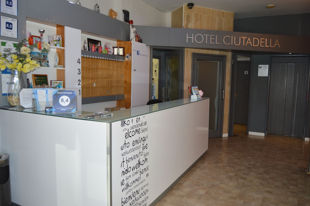HOTEL CIUTADELLA 8/52