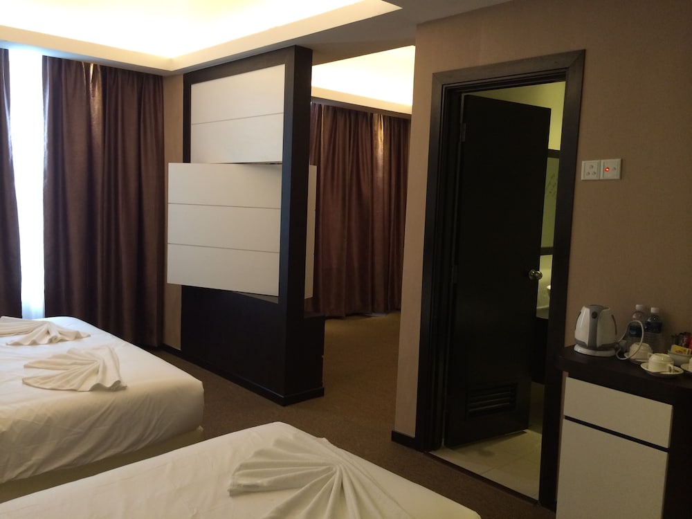 Paradise Spa Hotel 8/62