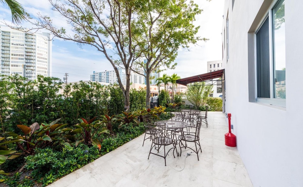 Costa Norte Boutique Hotel 56/68