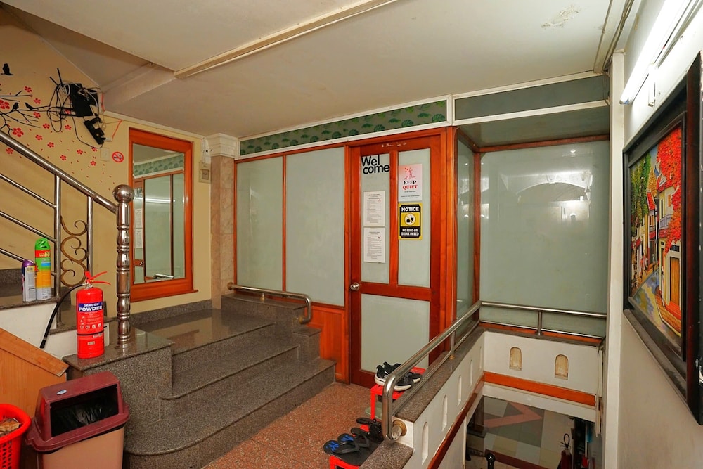 Sakura Hostel Saigon 76/85