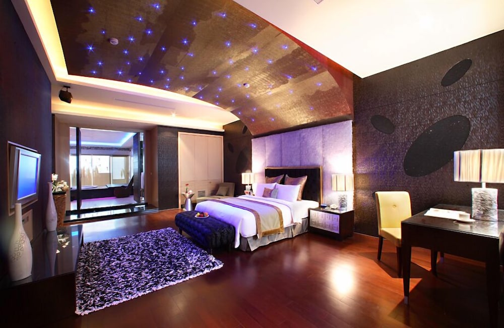 Amain Boutique Motel Tu Cheng 12/69