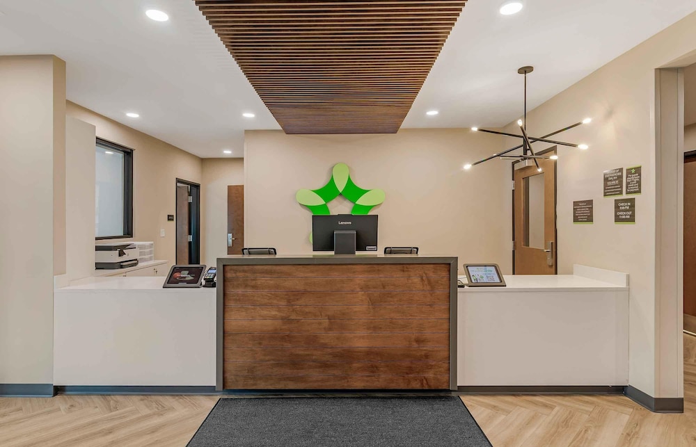 Extended Stay America Premier Suites- Jacksonville - Airport 2/40
