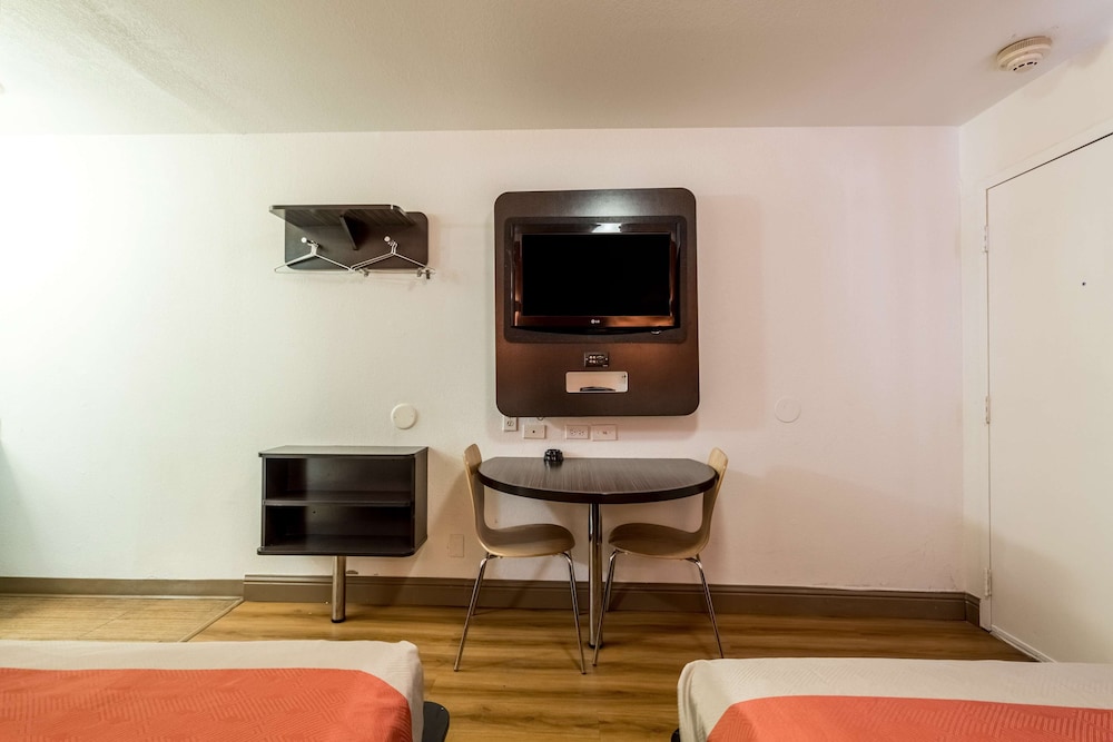 Motel6 Garland, TX - Dallas 31/44