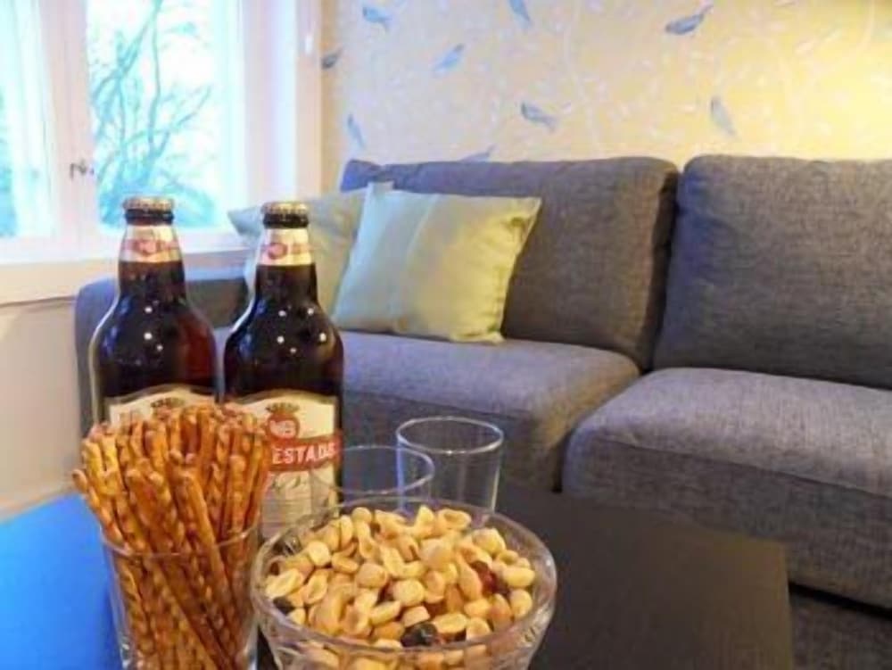 Annas Hotell 18/50