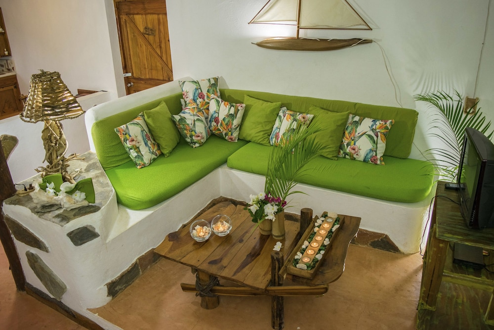 Chalet Tropical Village B&amp;B 40/74