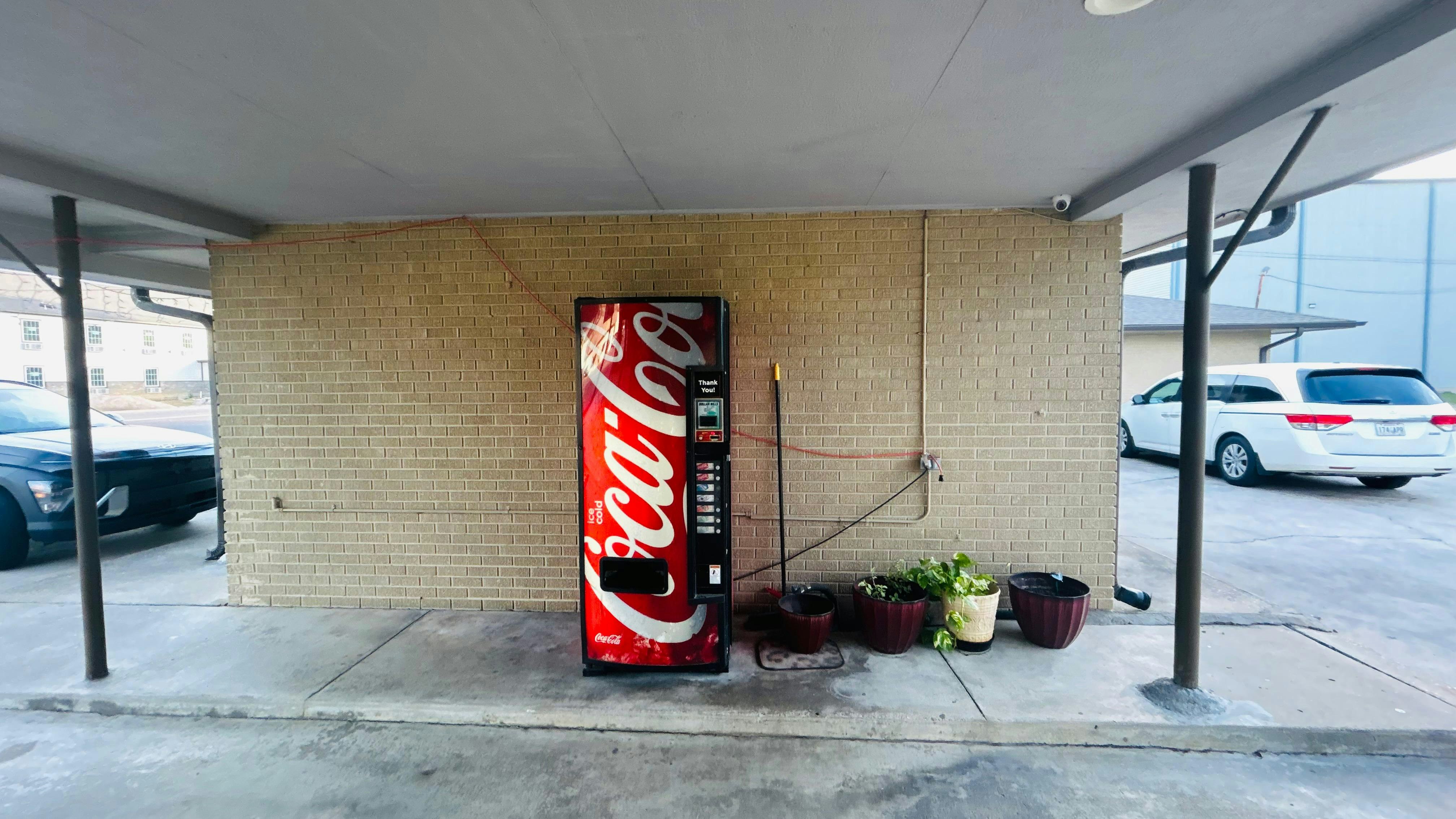 Relax Inn By OYO Sulphur Hwy 90 16/17
