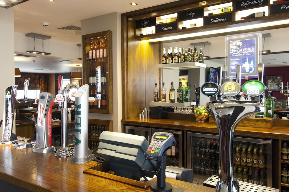 Premier Inn Heathrow Airport Terminal 5 27/58