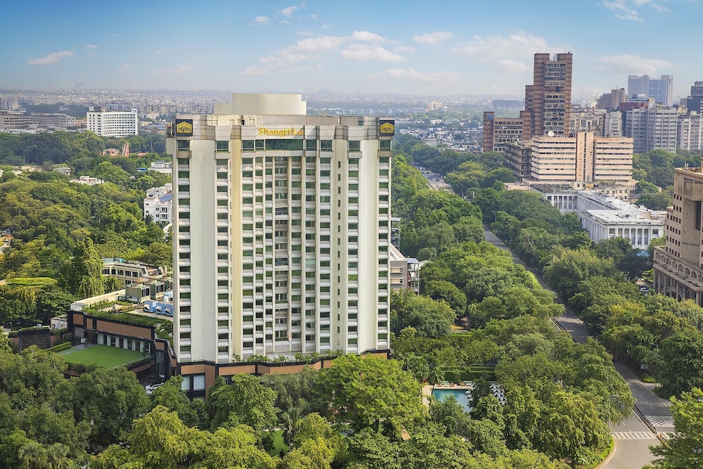 Shangri La Eros New Delhi Hotel 3/72
