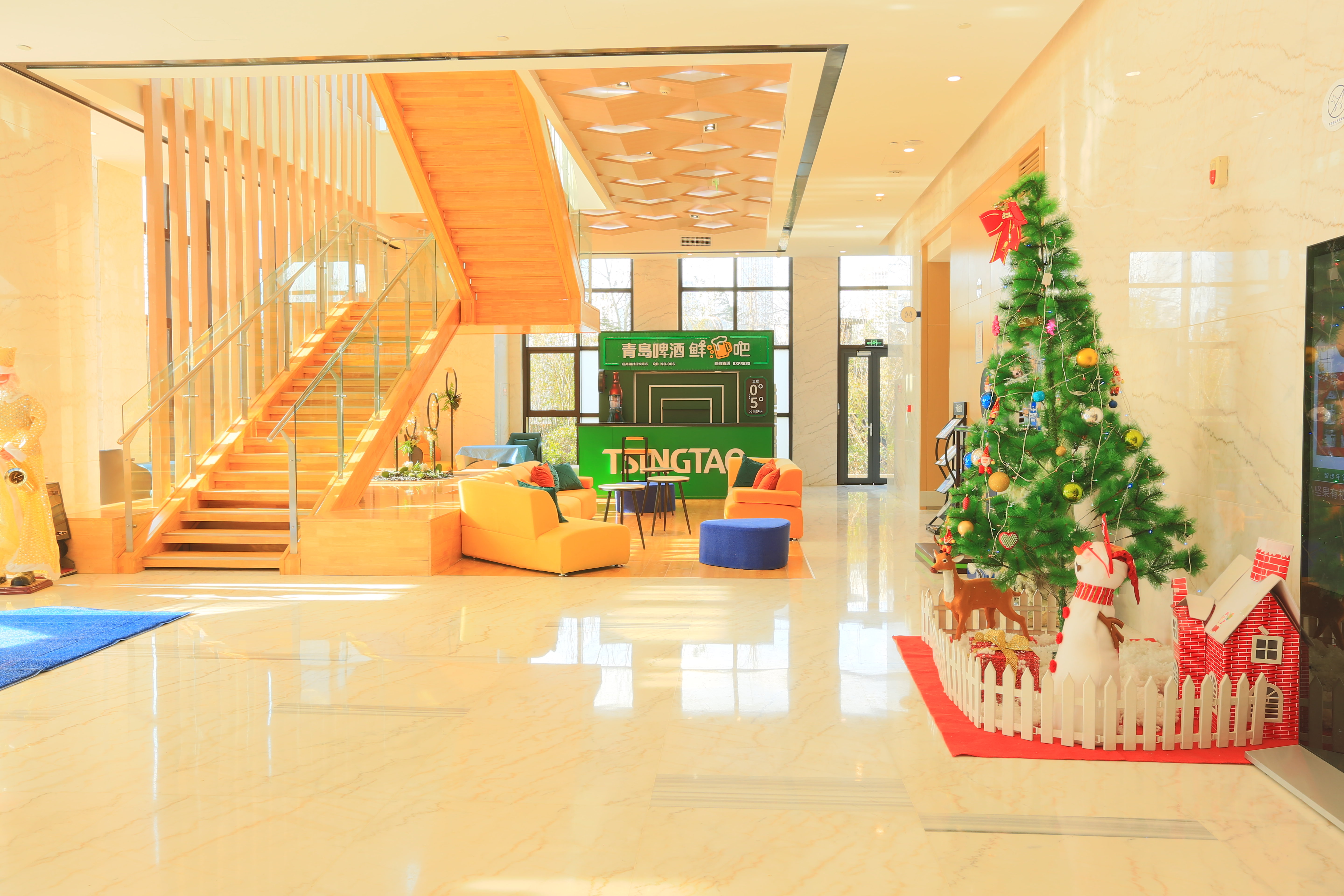 HOLIDAY INN EXPRESS QINGDAO WEST COAST 12/45