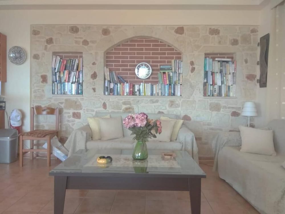 Dionysos Apartments And Studios 48/61