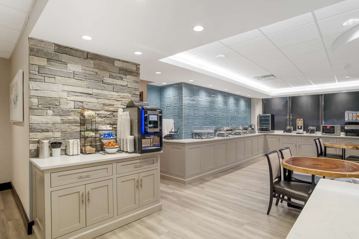Best Western Plus Greenville I-385 Inn & Suites 10/53
