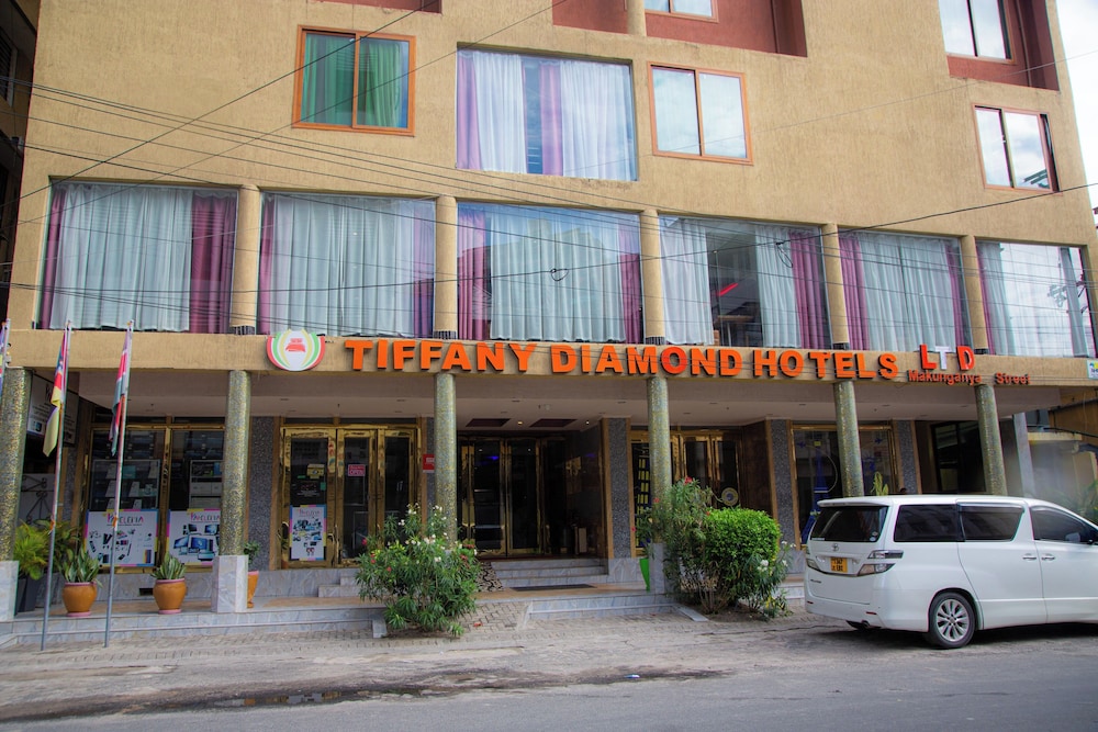 Tiffany Diamond Hotel Makunganya Street in DAR ES SALAAM