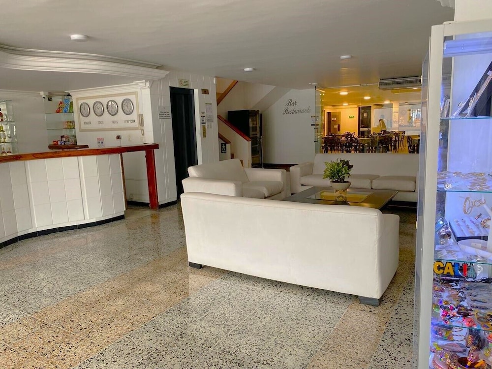 TAMA Hotel Granada Real Cali 14/67