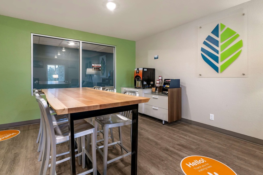 WoodSpring Suites Brunswick 26/31