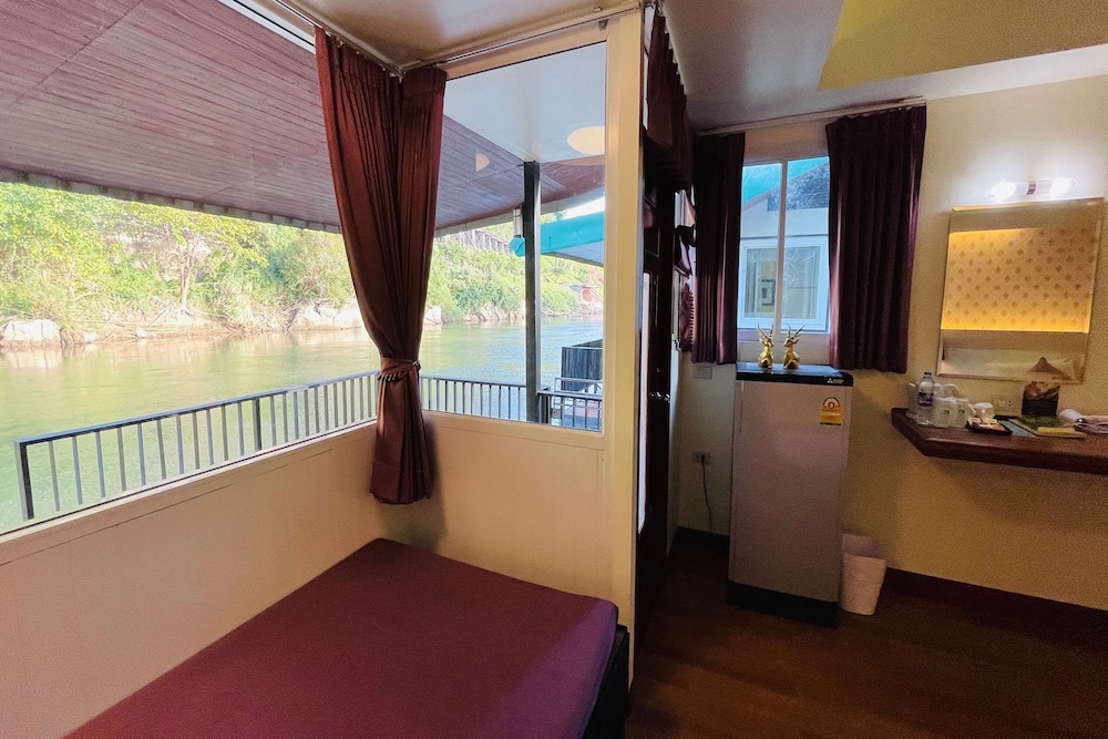 Banrimkwae Paerimnam Resort 28/50