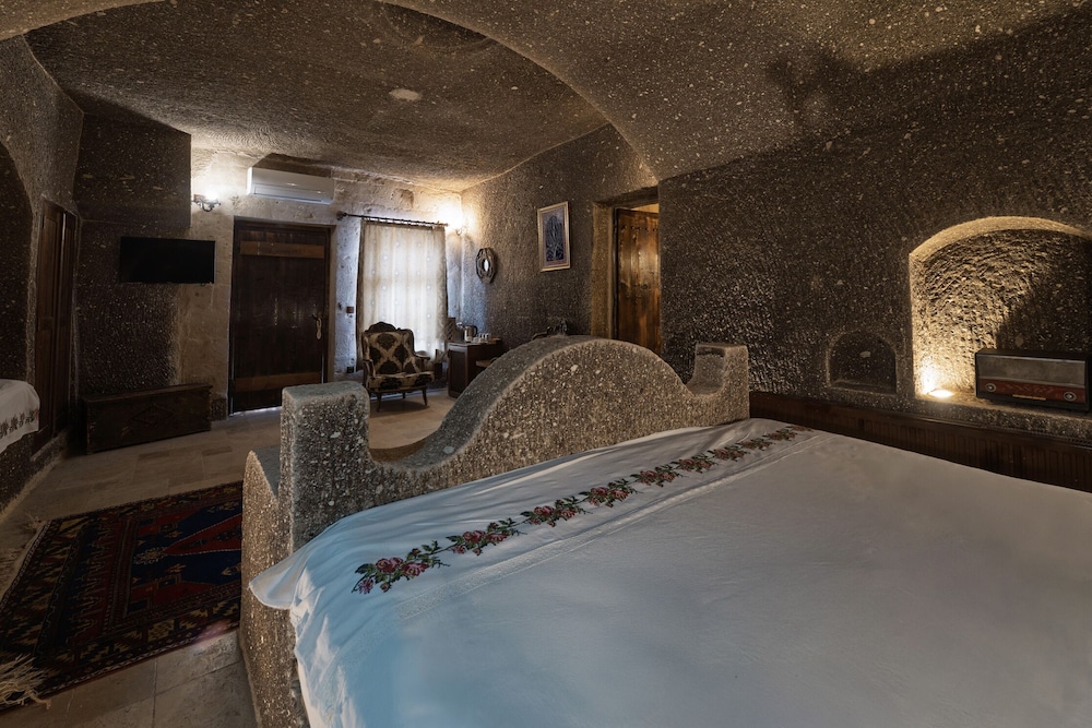 Grand Cave Suites 23/50