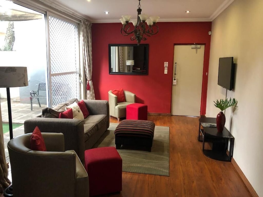 314 on Clark Guest House 46/76