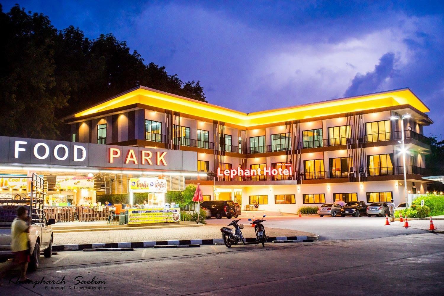 The Lephant Hotel 11/40