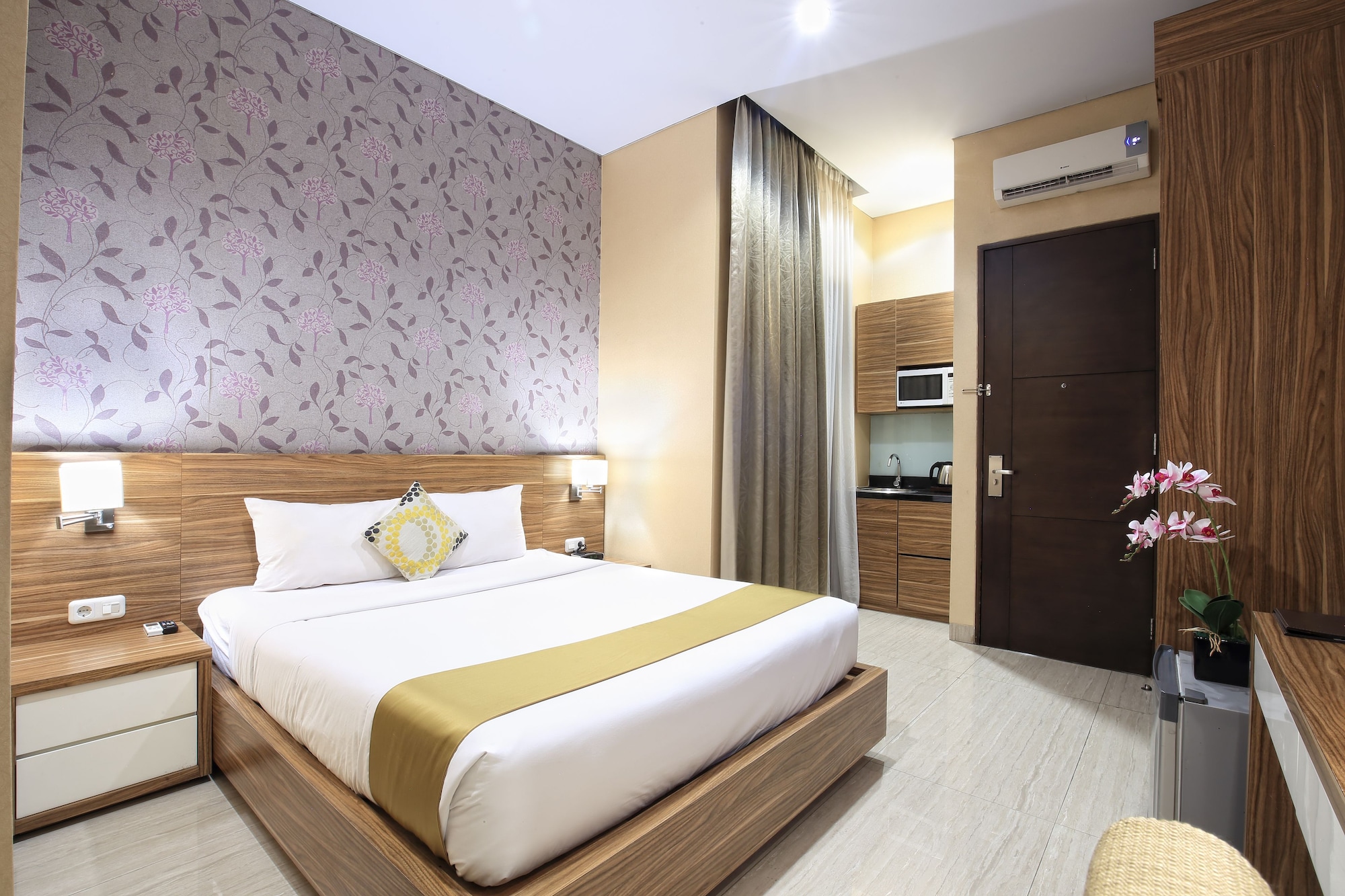 جناح بزنس بسريرين منفصلين، Rasuna Icon Hotel 4/10