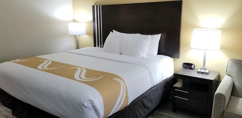 Quality Inn Pelham I-65 Exit 246 15/38
